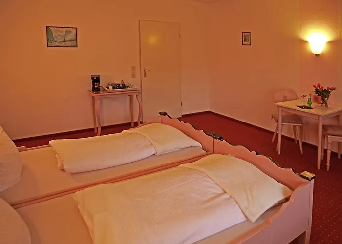 In Der Strassen Konukevi 3*